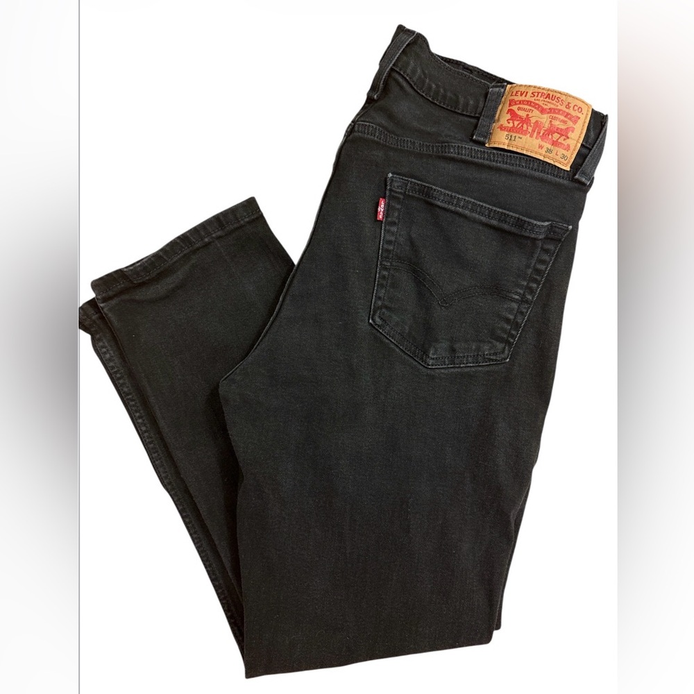 Levi's Men's Slim Straight Jeans in Black